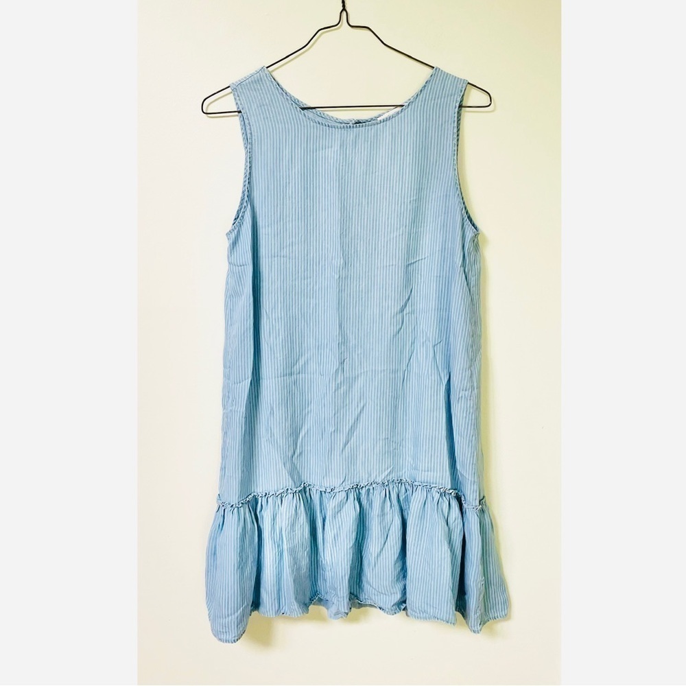 BeachLunchLounge Dress M Chambray Striped Drop Waist Ruffle Sleeveless Lyocell